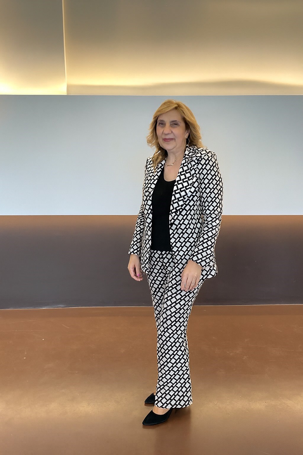 COMPLEANNO<br>60 Carmela !